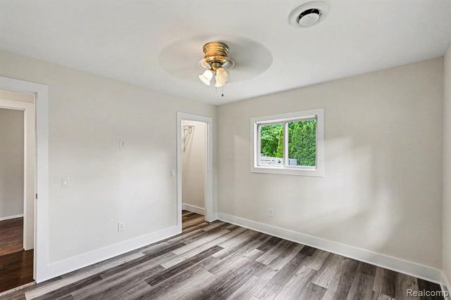9315 Hillcrest Road, Clarkston, MI 48348