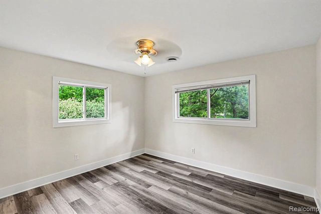 9315 Hillcrest Road, Clarkston, MI 48348