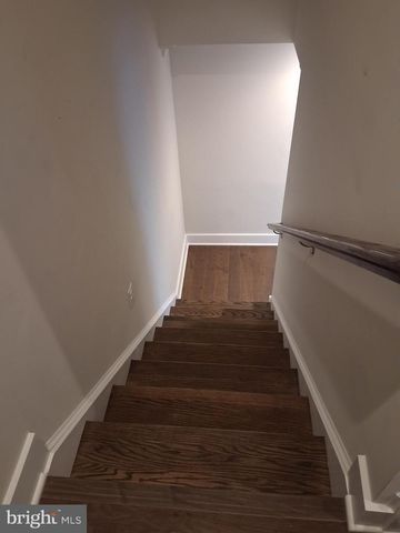 5158 RIDGEVIEW RETREAT DR, Chantilly, VA 20151