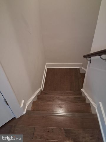 5158 RIDGEVIEW RETREAT DR, Chantilly, VA 20151