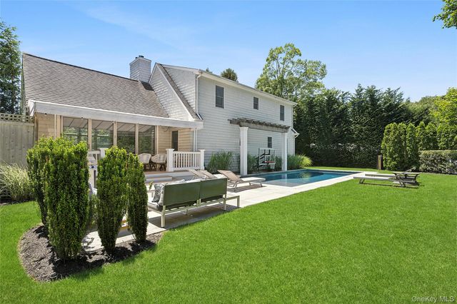 31 Highland Road, Southampton, NY 11968