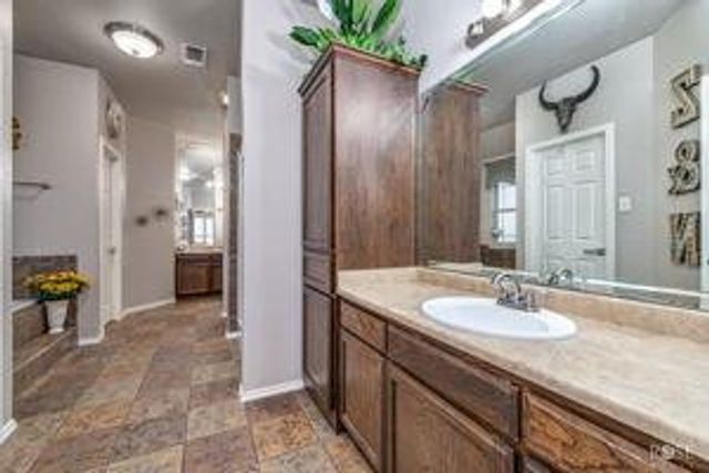 6021 Stratford Avenue, San Angelo, TX 76901