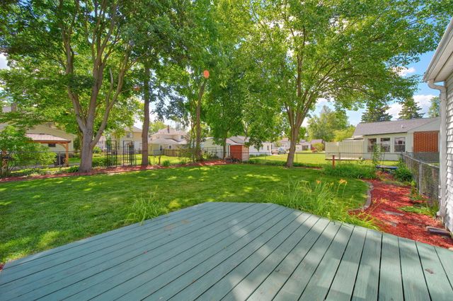 1005 S Grinnell Street, Jackson, MI 49203