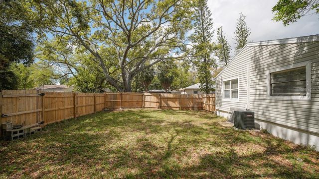 546 16TH AVENUE S, St Petersburg, FL 33701