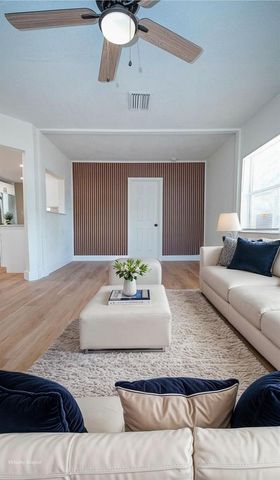 546 16TH AVENUE S, St Petersburg, FL 33701