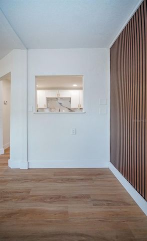 546 16TH AVENUE S, St Petersburg, FL 33701