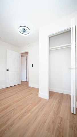 546 16TH AVENUE S, St Petersburg, FL 33701