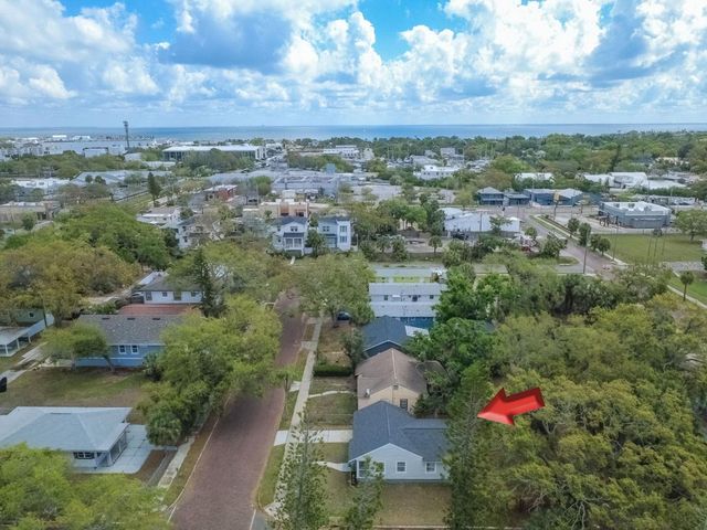 546 16TH AVENUE S, St Petersburg, FL 33701