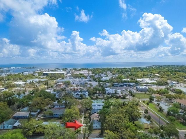 546 16TH AVENUE S, St Petersburg, FL 33701