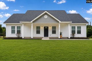 1957 Lake Elliott Circle, Cassatt, SC 29032