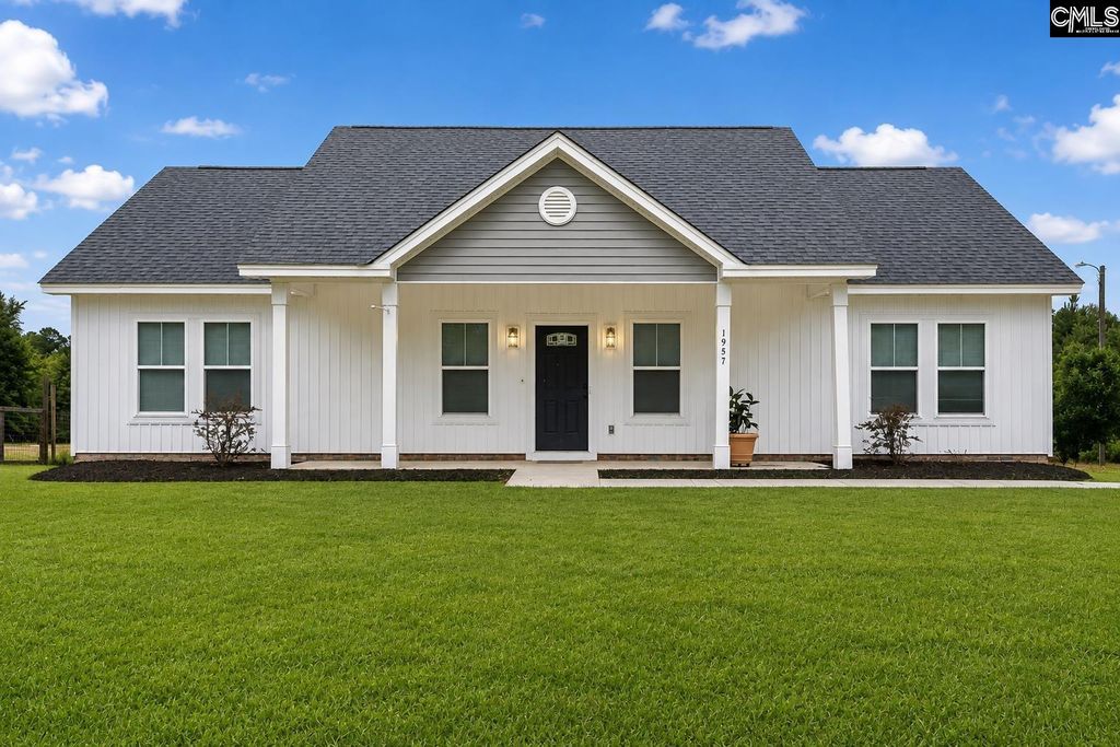 1957 Lake Elliott Circle, Cassatt, SC 29032