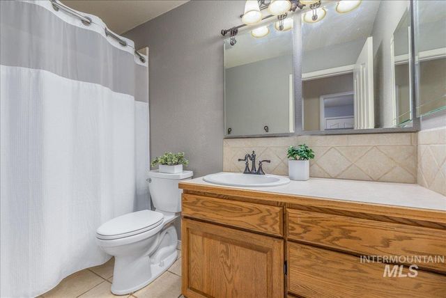 8689 W Atwater Dr, Boise, ID 83714