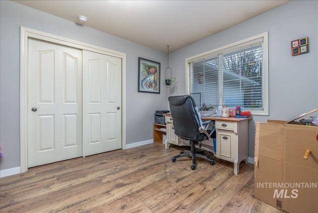 8689 W Atwater Dr, Boise, ID 83714