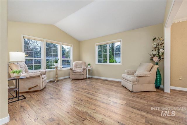 8689 W Atwater Dr, Boise, ID 83714