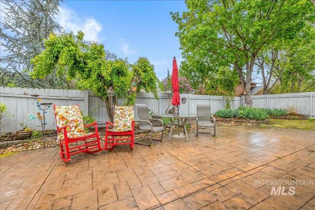 8689 W Atwater Dr, Boise, ID 83714