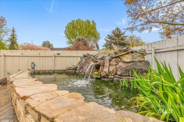 8689 W Atwater Dr, Boise, ID 83714