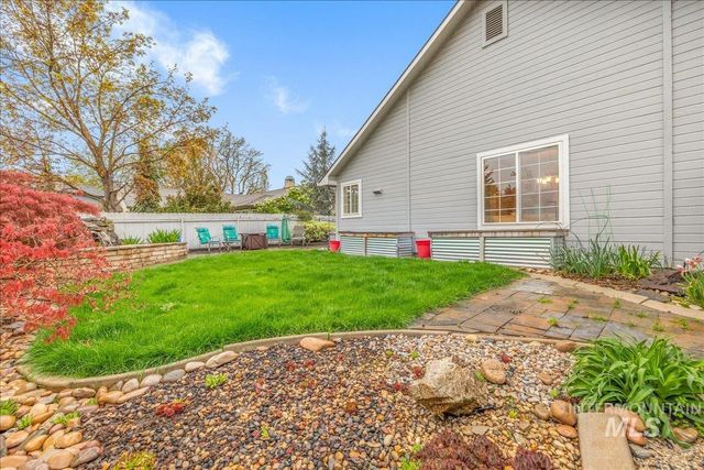 8689 W Atwater Dr, Boise, ID 83714