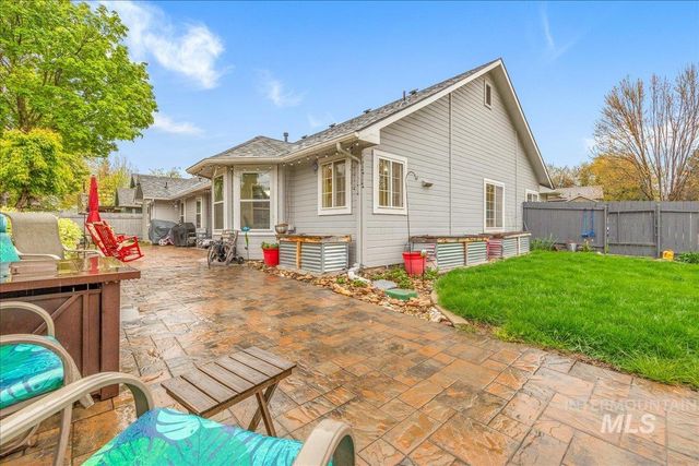 8689 W Atwater Dr, Boise, ID 83714