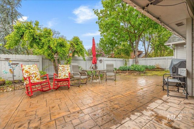 8689 W Atwater Dr, Boise, ID 83714