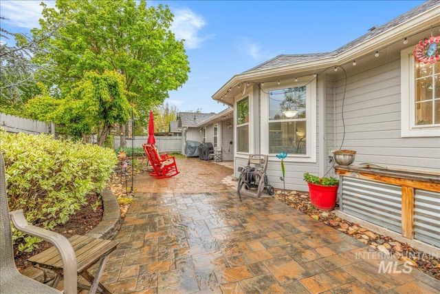 8689 W Atwater Dr, Boise, ID 83714