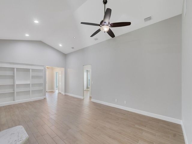 8131 Westfield Circle, Vero Beach, FL 32966