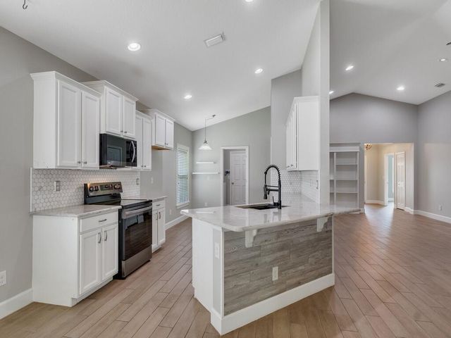 8131 Westfield Circle, Vero Beach, FL 32966