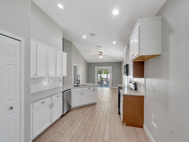 8131 Westfield Circle, Vero Beach, FL 32966