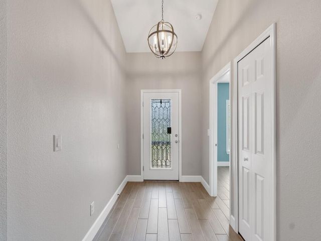 8131 Westfield Circle, Vero Beach, FL 32966