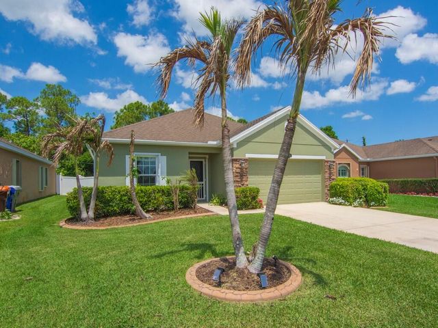 8131 Westfield Circle, Vero Beach, FL 32966