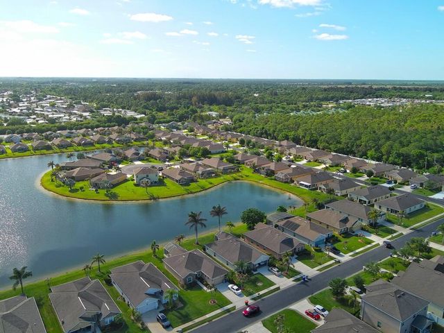 8131 Westfield Circle, Vero Beach, FL 32966