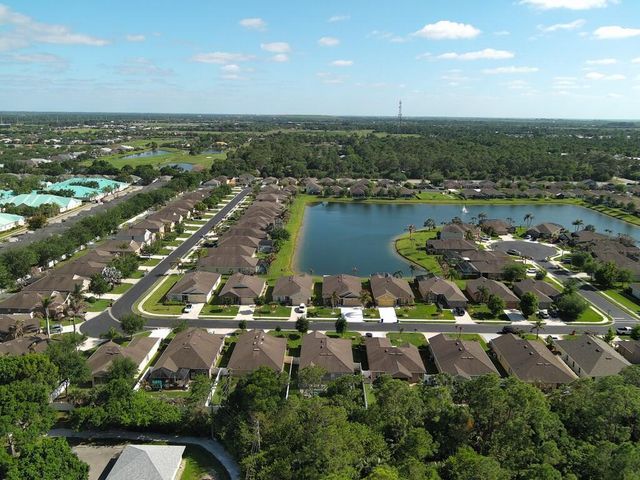 8131 Westfield Circle, Vero Beach, FL 32966