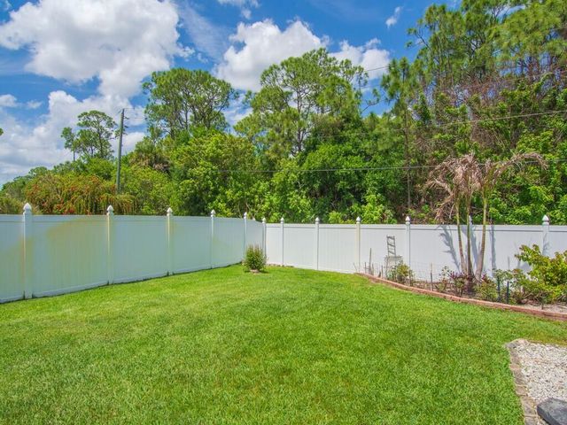 8131 Westfield Circle, Vero Beach, FL 32966
