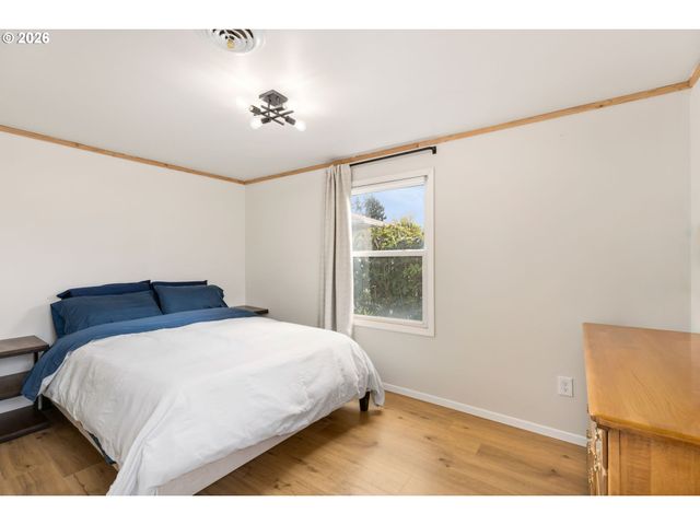 1105 Ne LINCOLN St, Hillsboro, OR 97124