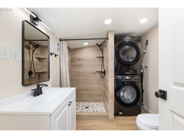 1105 Ne LINCOLN St, Hillsboro, OR 97124