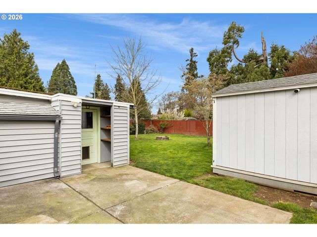 1105 Ne LINCOLN St, Hillsboro, OR 97124