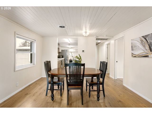 1105 Ne LINCOLN St, Hillsboro, OR 97124