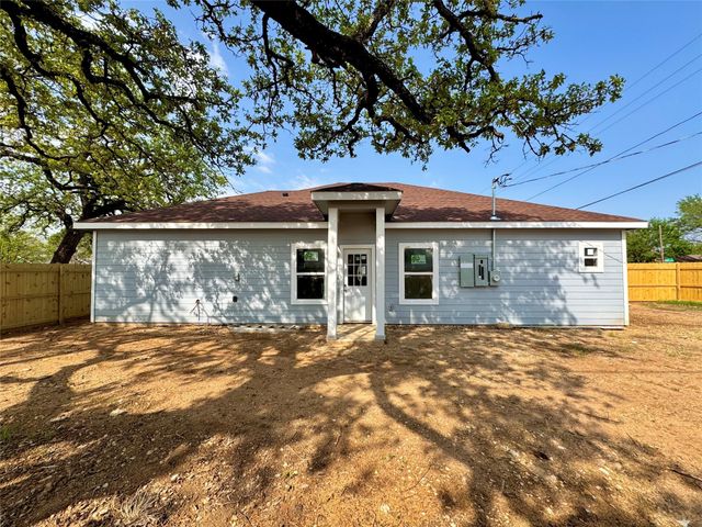 2010 Nantucket Village Drive, Dallas, TX 75217