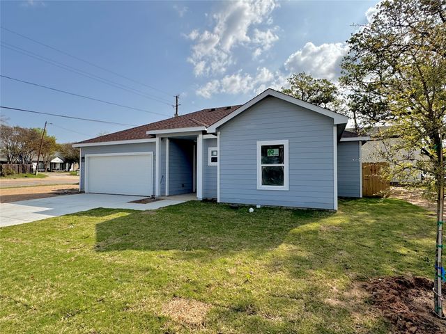 2010 Nantucket Village Drive, Dallas, TX 75217