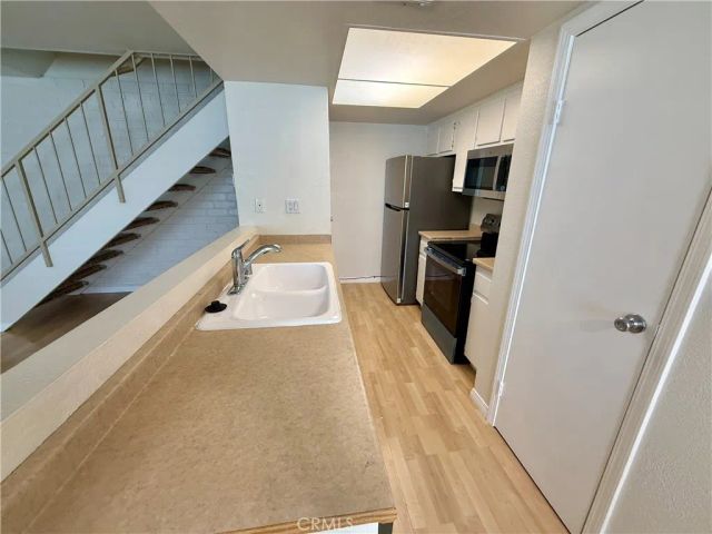 3053 Knollwood, La Verne, CA 91750