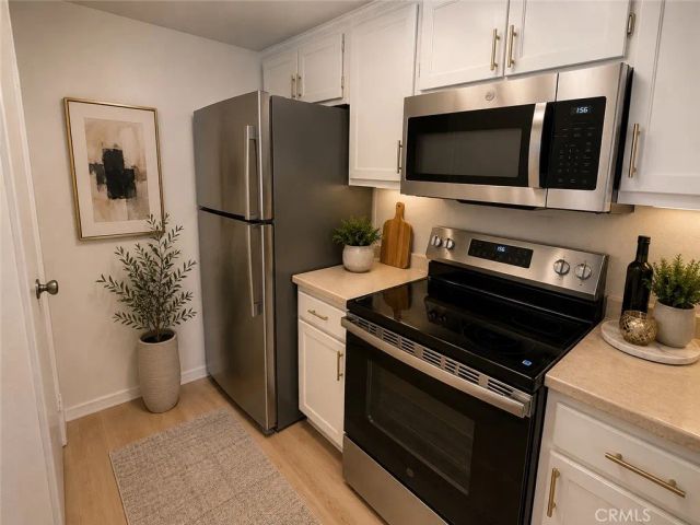 3053 Knollwood, La Verne, CA 91750
