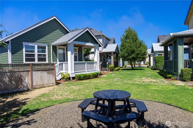 424 Vine Maple Lane SW, Ocean Shores, WA 98569