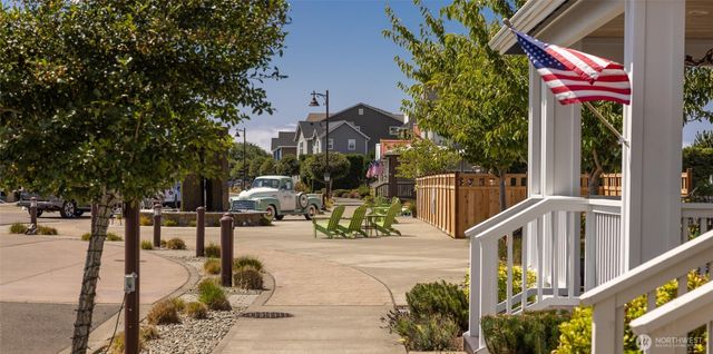 424 Vine Maple Lane SW, Ocean Shores, WA 98569