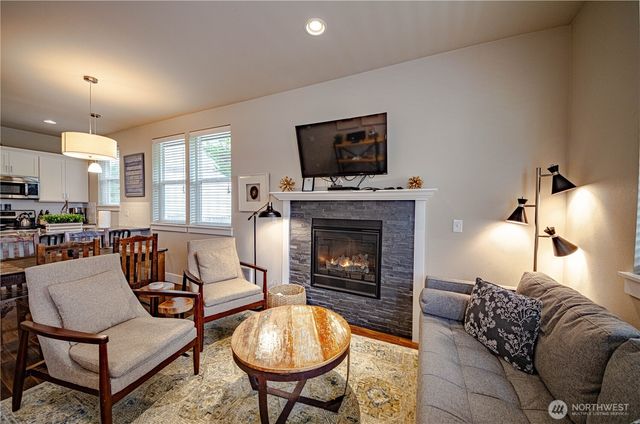 424 Vine Maple Lane SW, Ocean Shores, WA 98569