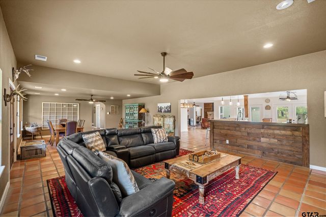 11101 County Road 104, Kaufman, TX 75142