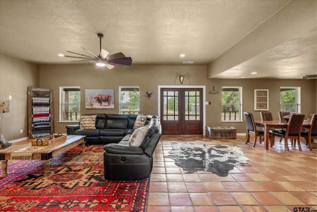 11101 County Road 104, Kaufman, TX 75142