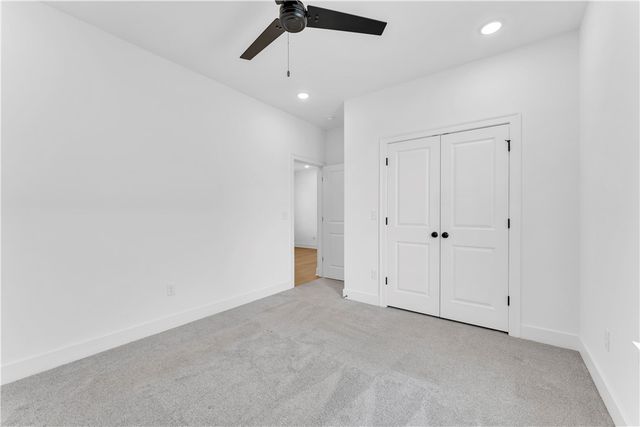 2058 E Little Crew Drive, Fayetteville, AR 72703
