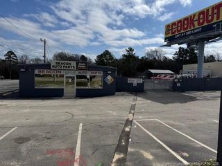 1218 N Bragg Boulevard, Spring Lake, NC 28390