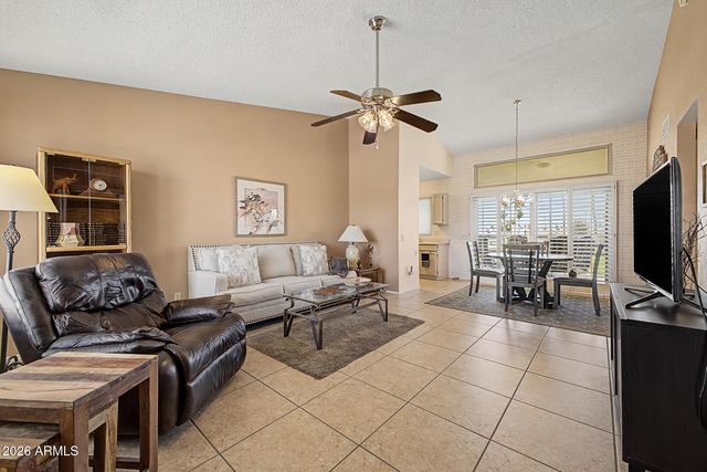 6310 S CYPRESS POINT Drive, Chandler, AZ 85249