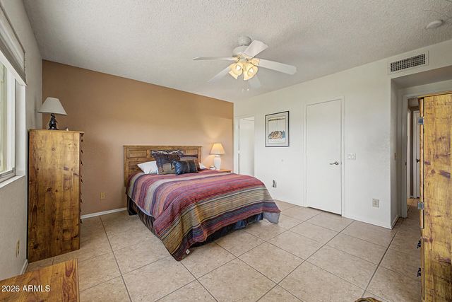 6310 S CYPRESS POINT Drive, Chandler, AZ 85249