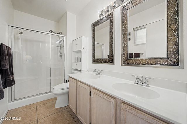 6310 S CYPRESS POINT Drive, Chandler, AZ 85249